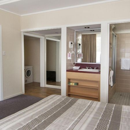 Redhill Cooma Motor Inn Zewnętrze zdjęcie