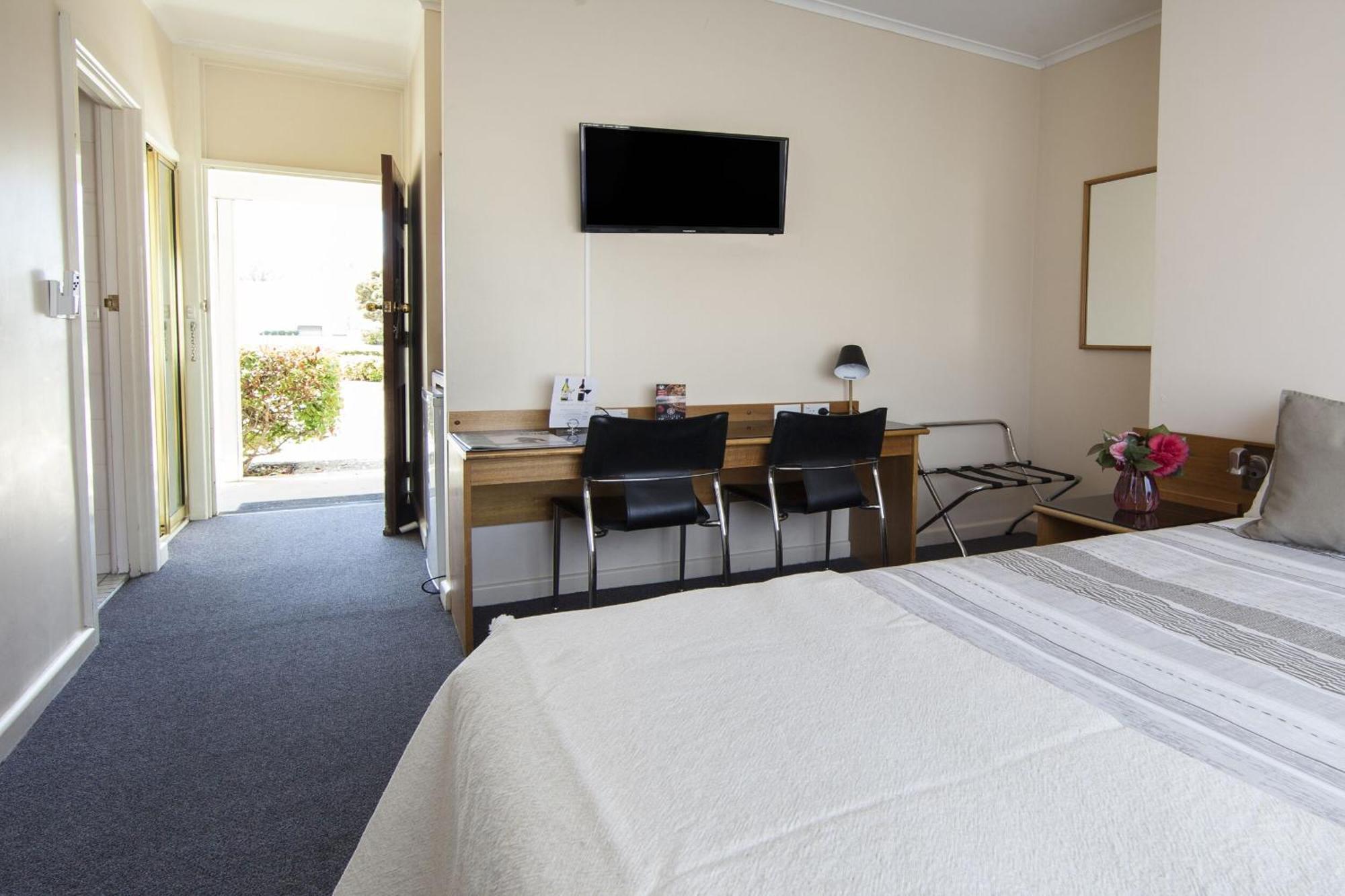Redhill Cooma Motor Inn Zewnętrze zdjęcie