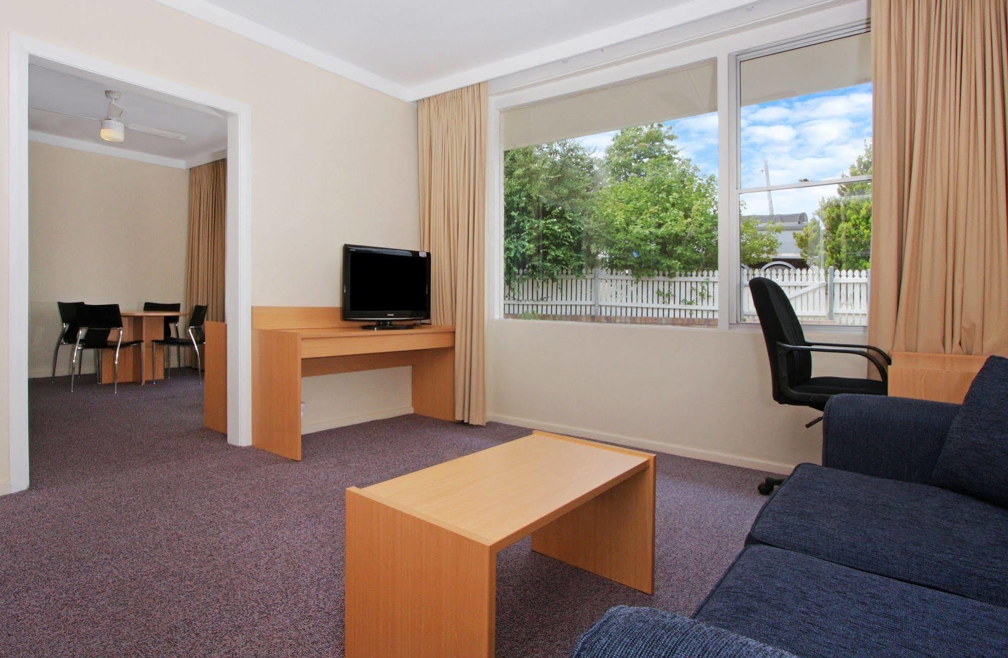 Redhill Cooma Motor Inn Zewnętrze zdjęcie