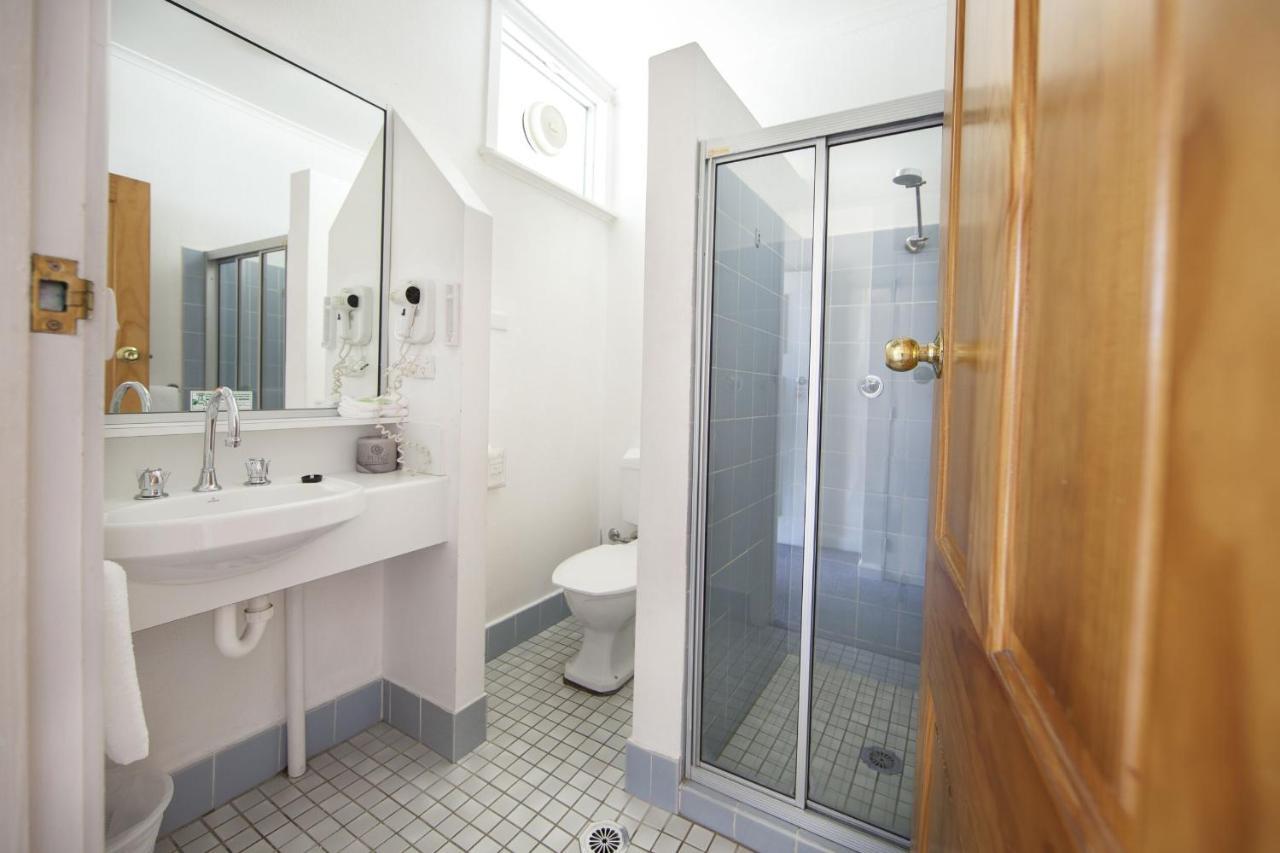Redhill Cooma Motor Inn Zewnętrze zdjęcie